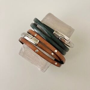 Leather Bracelets Asymmetrical Half Circle 3 mm Leather Wrap Magnetic Closure